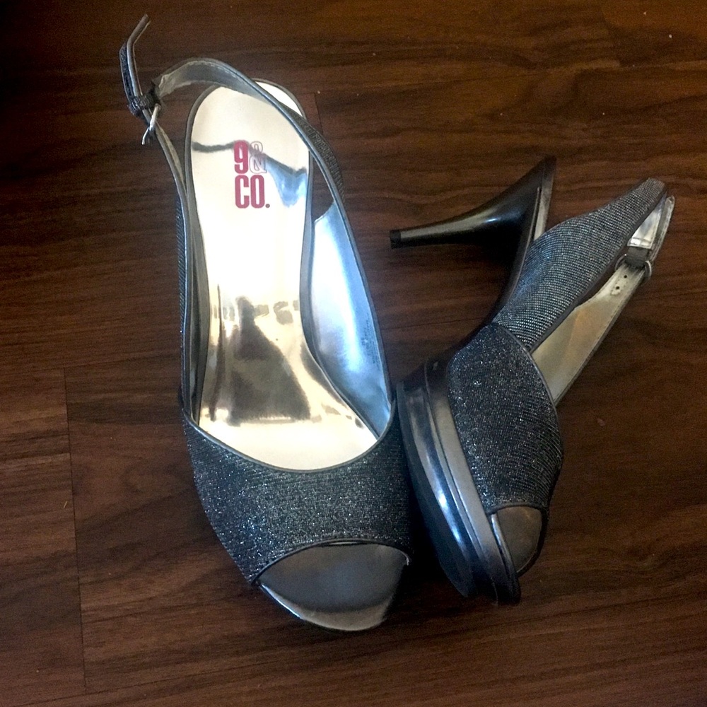 Sparkly size 9 heels